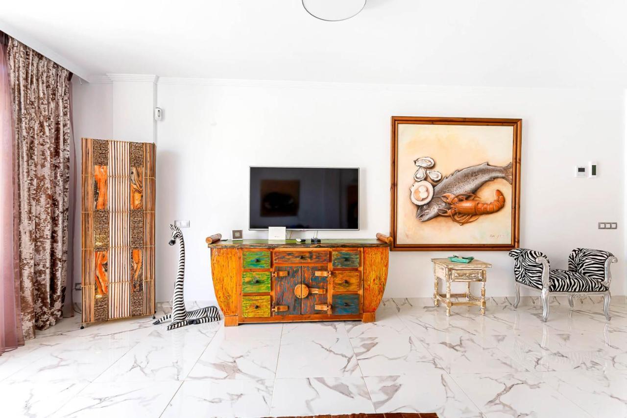 Ribera Del Puerto - Luxe Apartement With Great Terrace And Sea View ปวยร์โต เด มอแกน ภายนอก รูปภาพ
